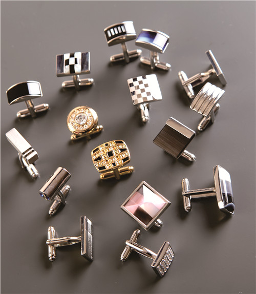 Cufflinks 3